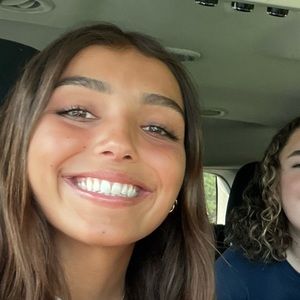 Meet your Posher, Isabelle